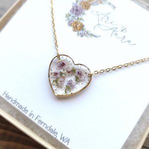 Romantic Dried Flower Heart Necklace